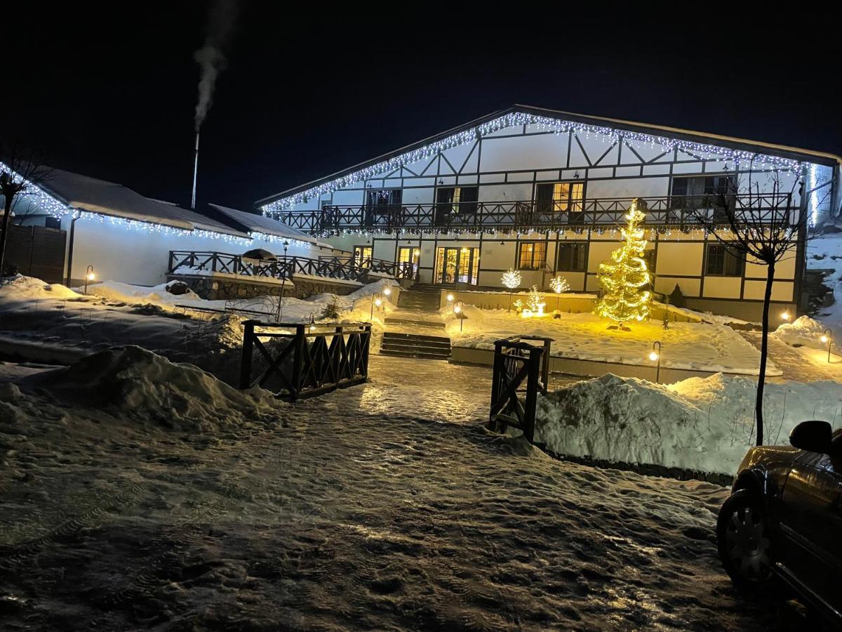 Private House Scherbovets Ждениево Экстерьер фото