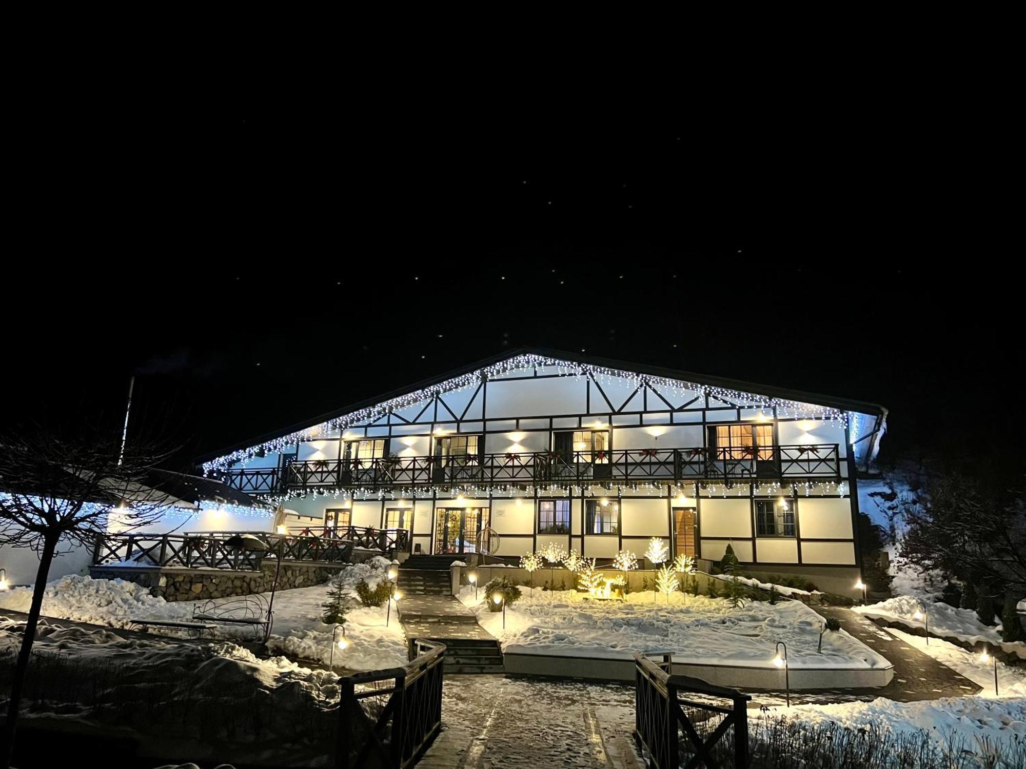 Private House Scherbovets Ждениево Экстерьер фото