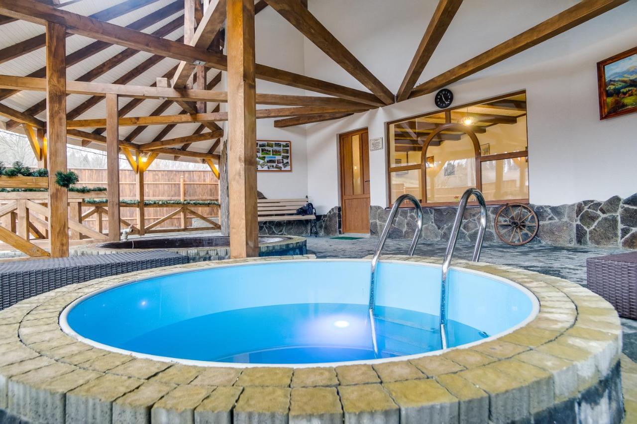 Private House Scherbovets Ждениево Экстерьер фото
